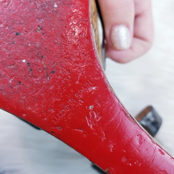 Christian Louboutin Marina Liege wedges - Picture 14 of 14